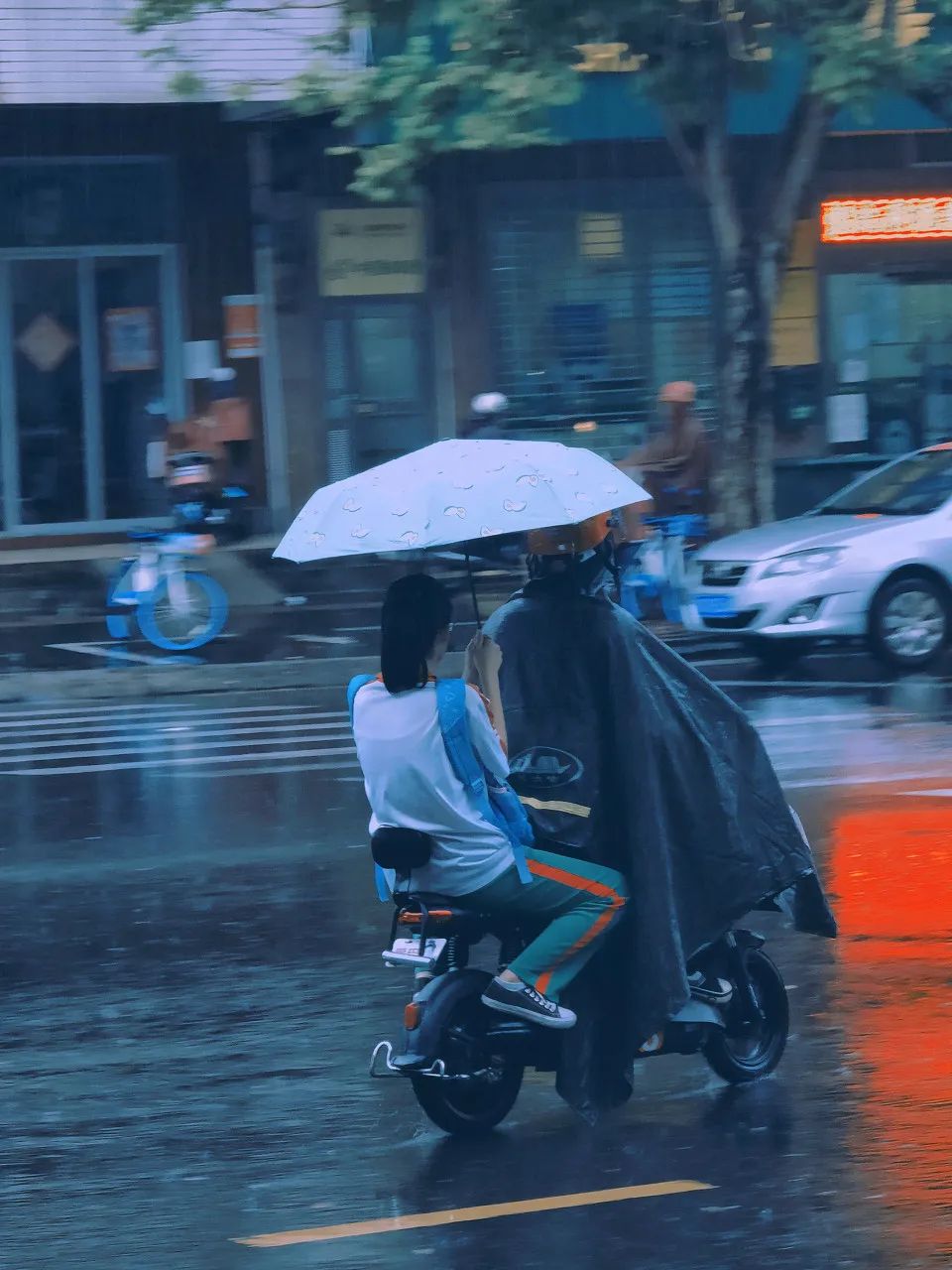 冷空气+大暴雨即将杀到兴宁？天气突变，雨雨雨还有雷电