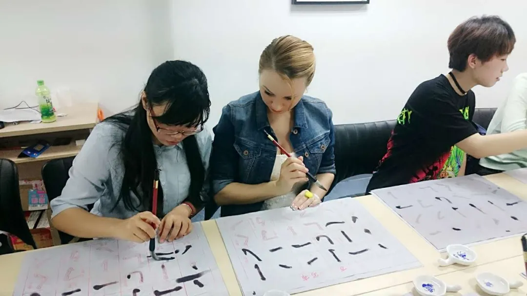 葛剑雄:文化的进步才是走向世界的第一步