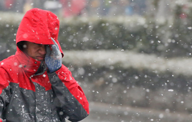 预警:中到大雨、暴雨!寒潮降温,天气大变脸?警惕3大风险!