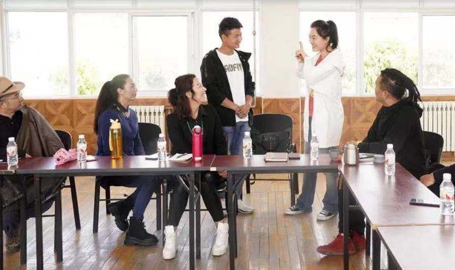 “百花齐放,百家争鸣”:建设文化强国,绘就中国梦