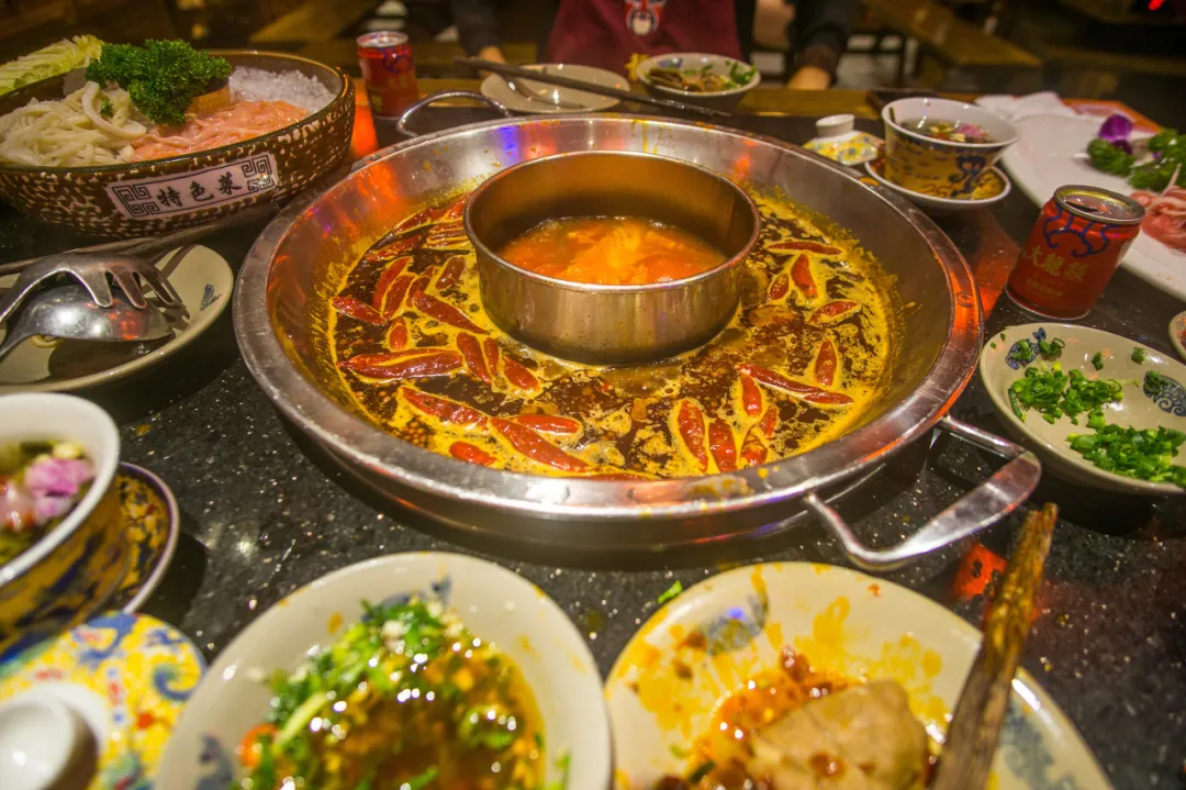 在重庆吃了一周,告诉你重庆人的一天都是怎么过的