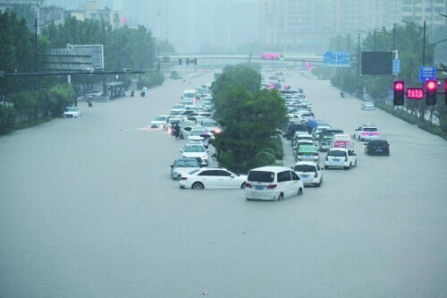 河南创纪录特大暴雨如何形成?专家:四大因素酿汛情,极端天气或更加频繁