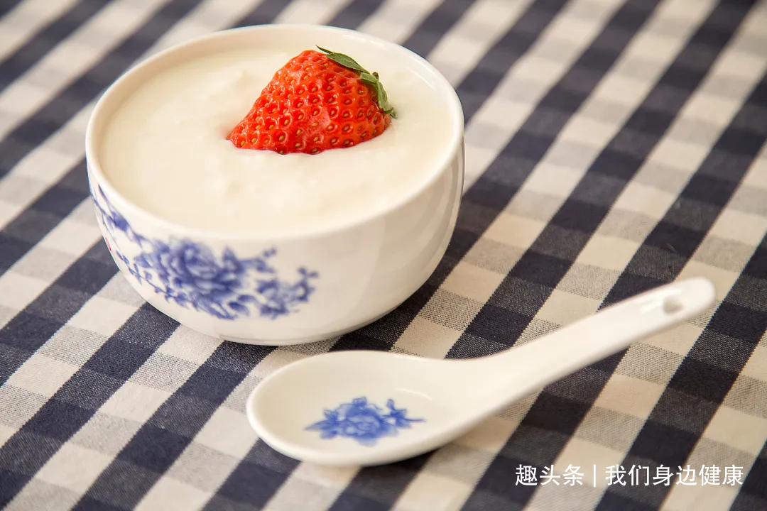 酸奶这样喝，远离便秘，免疫力也提高了！可惜很多人从来没喝对