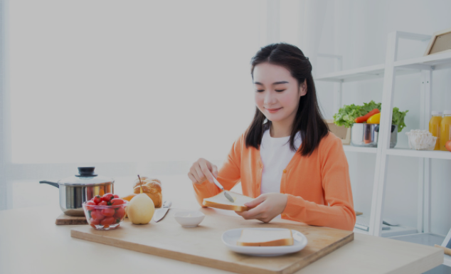 经常“放屁”是肝不好吗？医生提醒：放屁增多，或与4个原因有关