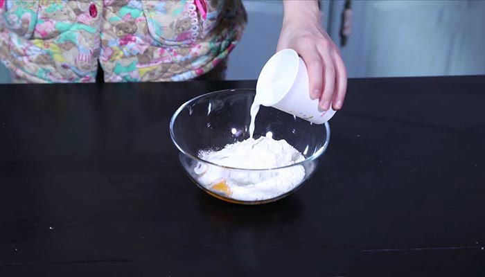 电饭煲蛋糕的做法 怎样用电饭煲做蛋糕