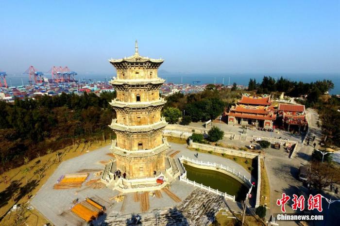 资料图:图为六胜塔,它是商舶由泉州湾主航道驶向内河港口的地标,也有护佑商旅的作用。 王东明 摄