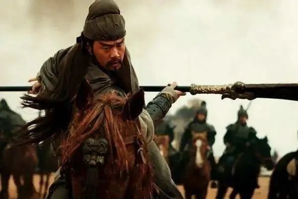 在演义与正史中，三国的兵器长啥样？ 